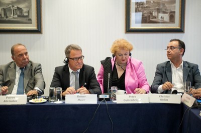 Deutsch-Griechischer Dialog �ber Rechtsstaatlichkeit, Solidarit�t, Verwaltungsstruktur u.v.m. diskutierten MdL Petra Guttenberger, MdB Reiner Meier, MdL Otmar Bernhard und viele weitere Vertreter des �ffentlichen Lebens